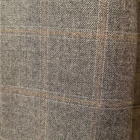 Versini Grey Sportcoat | Grey Plaid | Size 40R | 3 Button - Picture 4 of 6